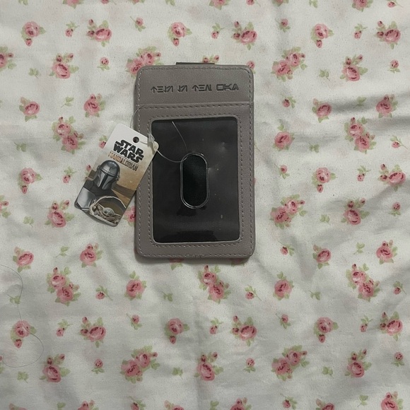 DISNEY STAR WARS GROGU CROSSBODY AND MATCHING CARDHOLDER SET - Picture 12 of 14